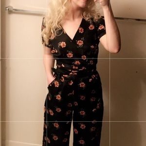 Jumpsuit with pockets!